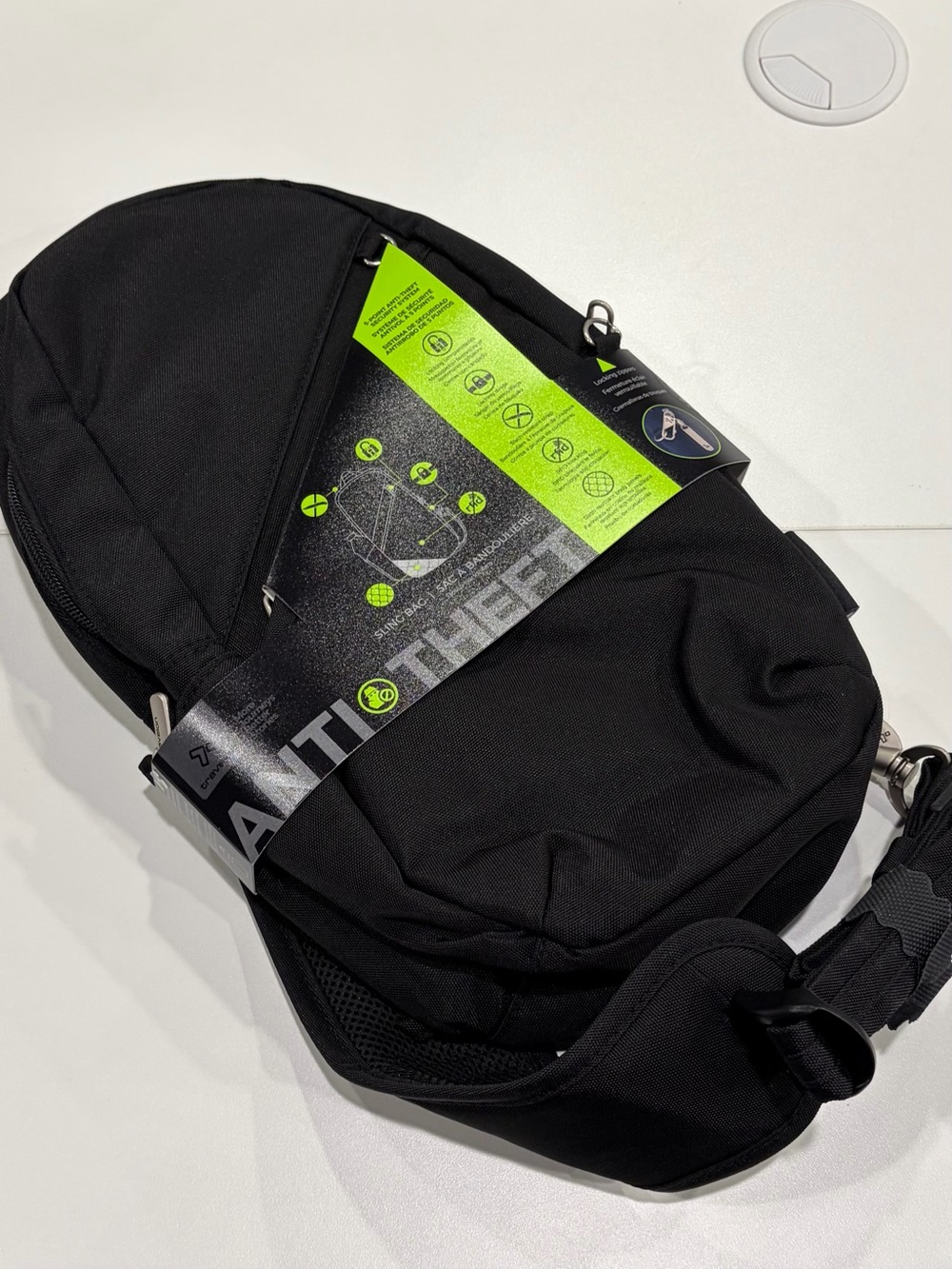 Travelon Men's Women's Anti-Theft Sling Bag Black Travel NWT Lockable Zippers